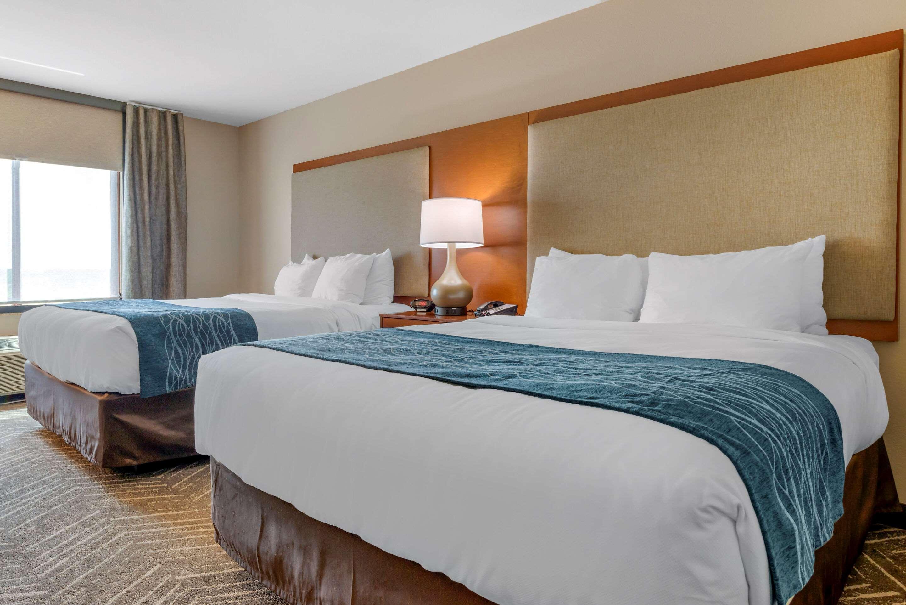 Comfort Inn & Suites Mountain Iron And Virginia Екстериор снимка
