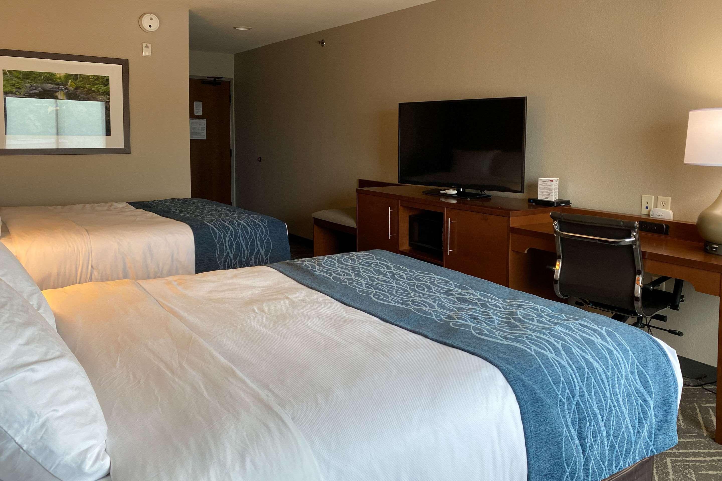 Comfort Inn & Suites Mountain Iron And Virginia Екстериор снимка