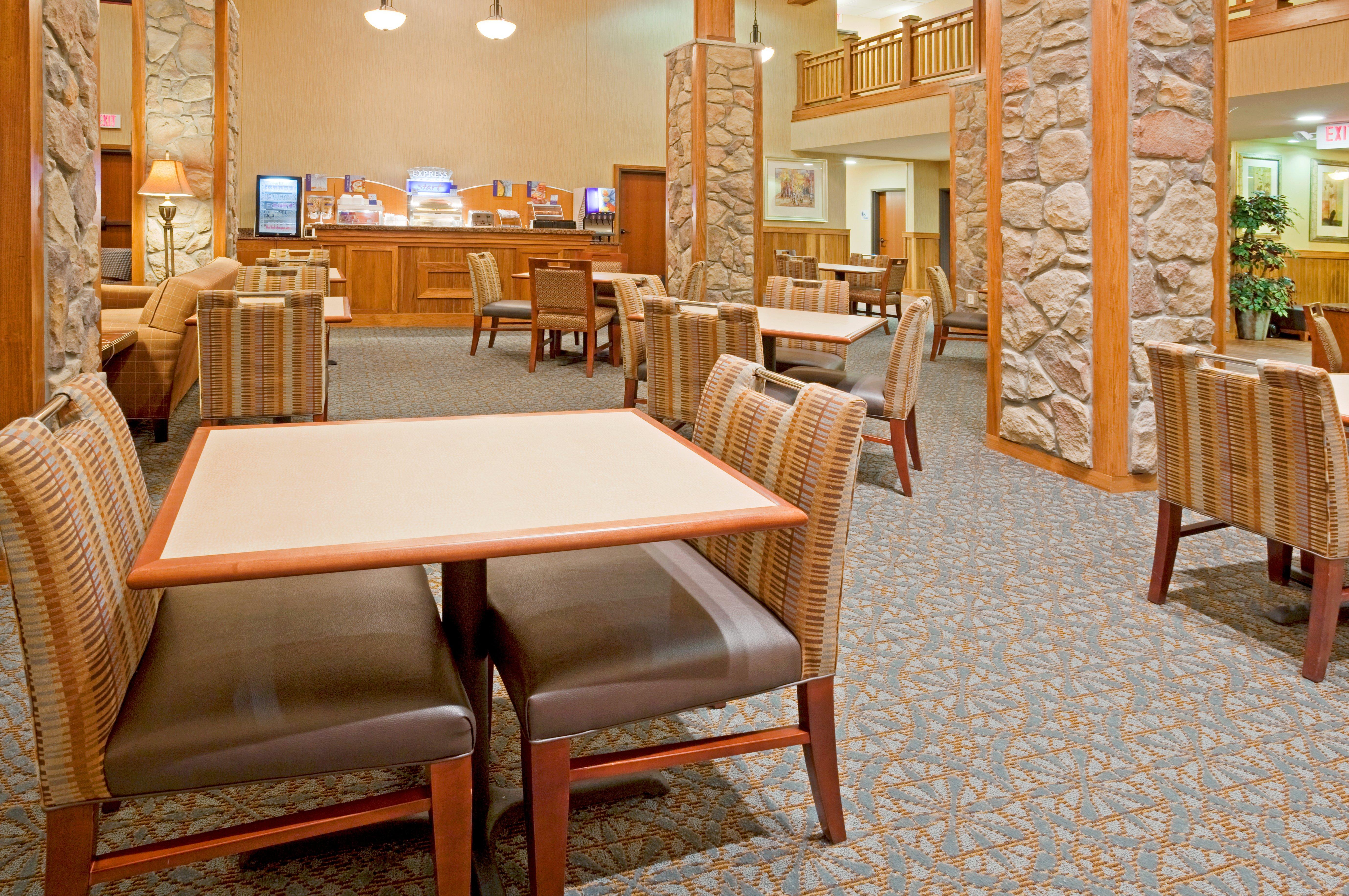 Comfort Inn & Suites Mountain Iron And Virginia Екстериор снимка