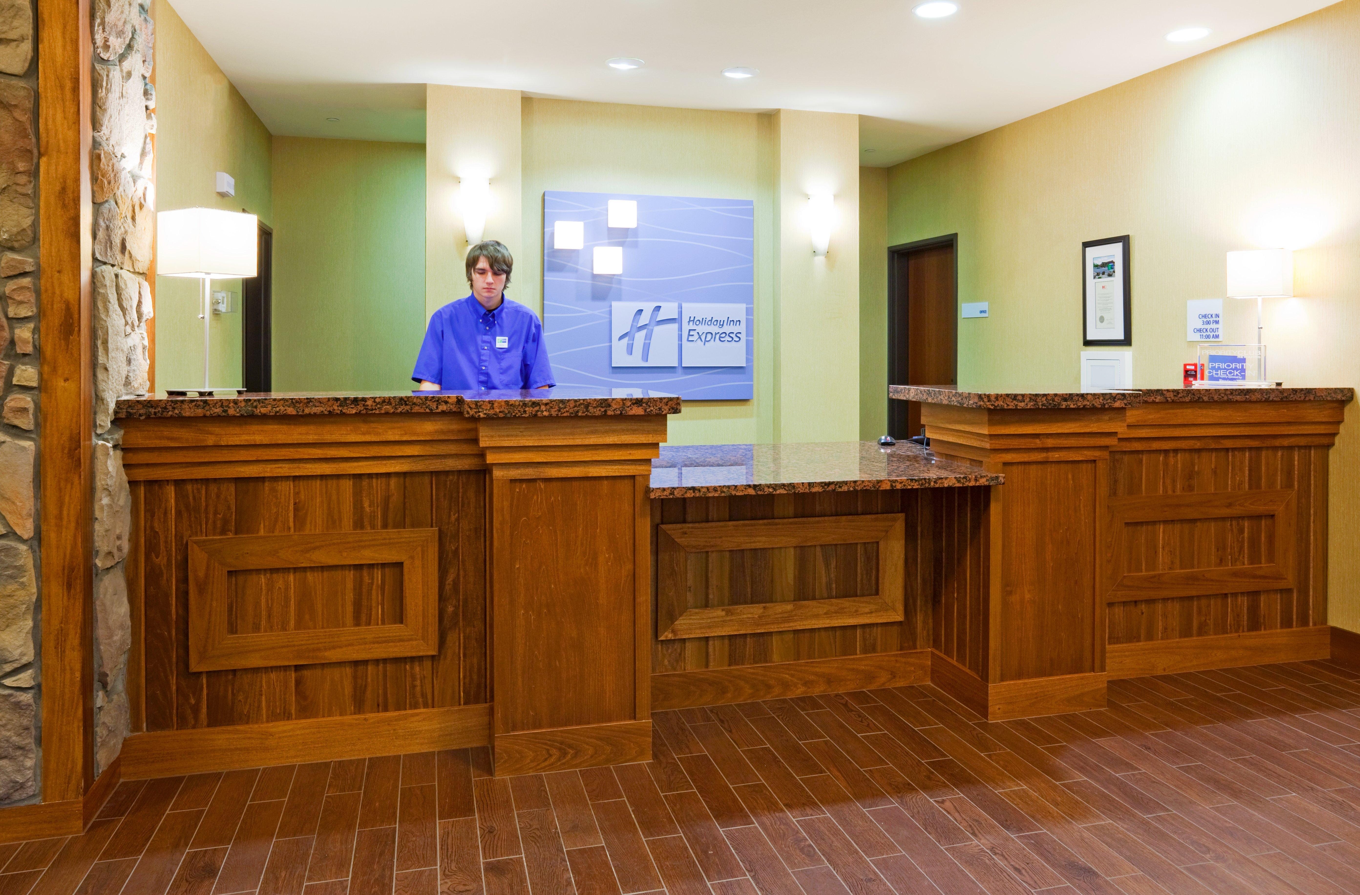 Comfort Inn & Suites Mountain Iron And Virginia Екстериор снимка
