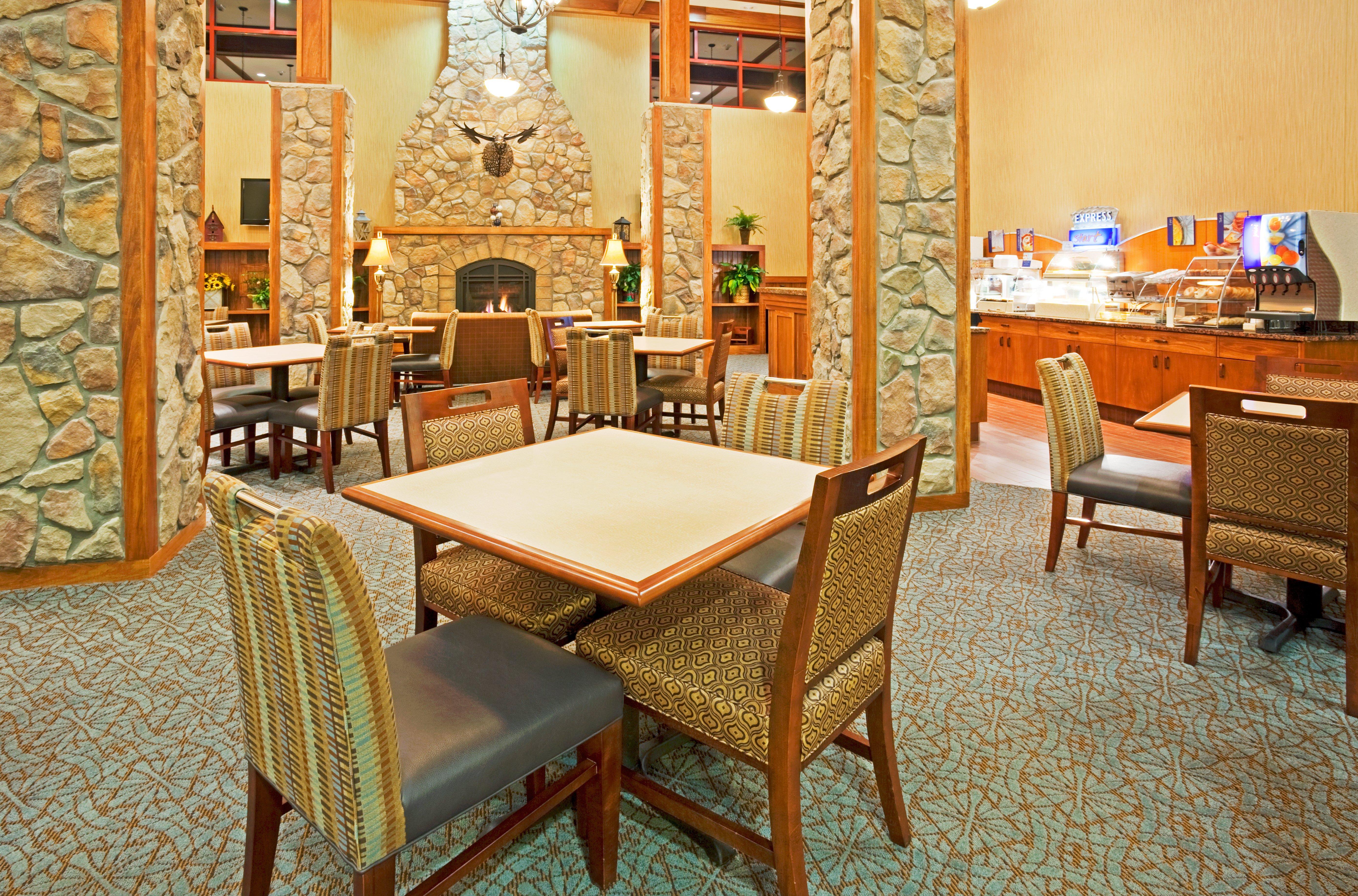 Comfort Inn & Suites Mountain Iron And Virginia Екстериор снимка