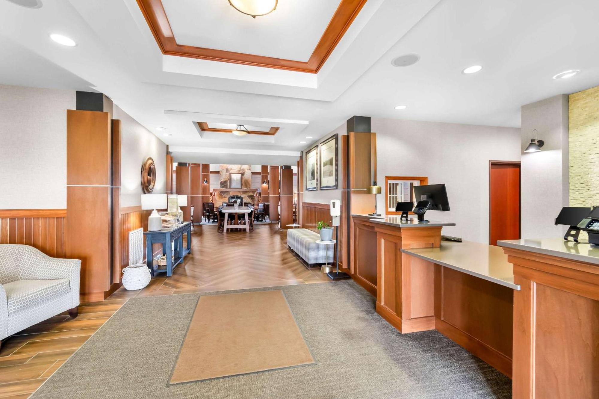 Comfort Inn & Suites Mountain Iron And Virginia Екстериор снимка
