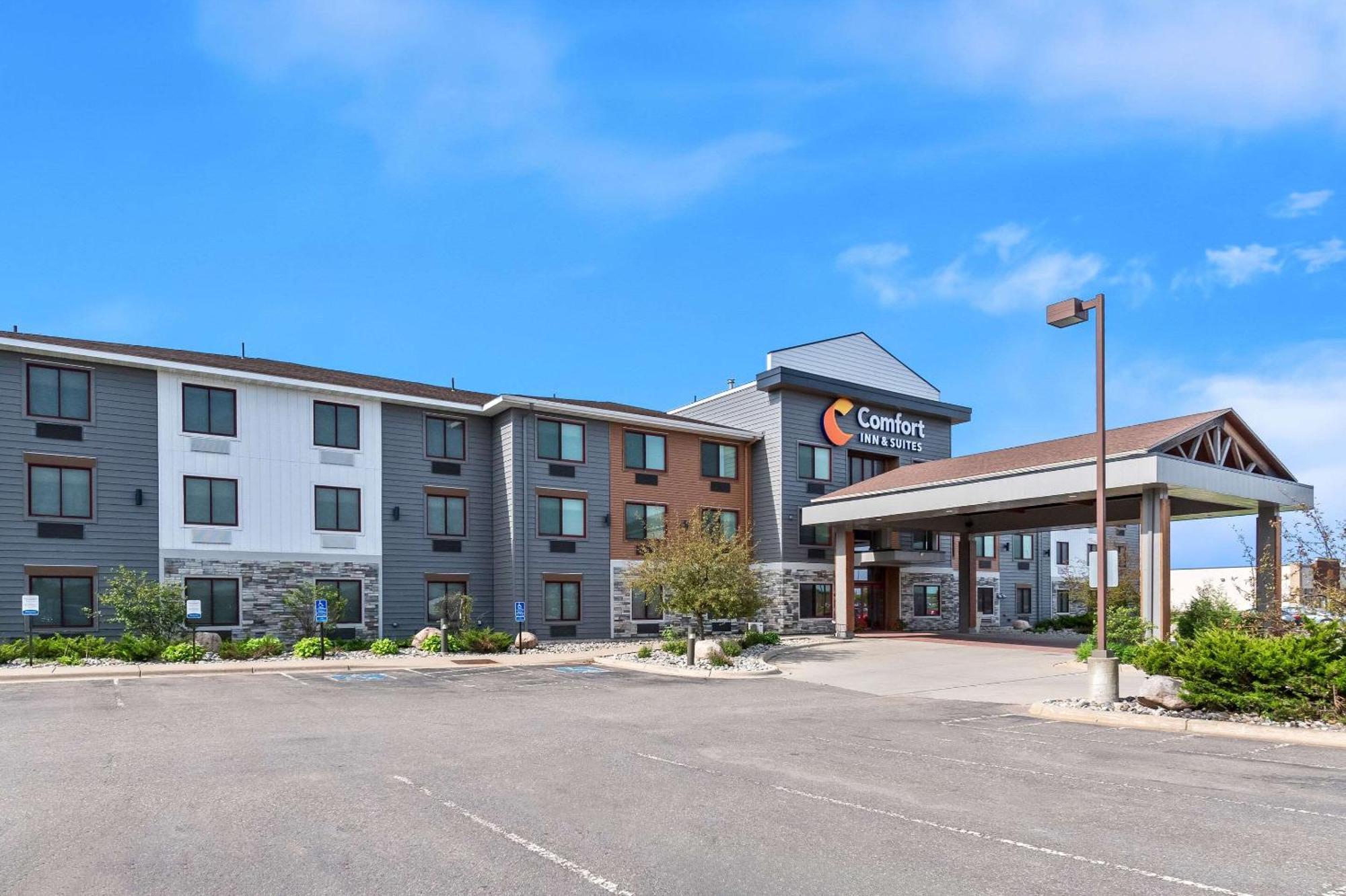 Comfort Inn & Suites Mountain Iron And Virginia Екстериор снимка