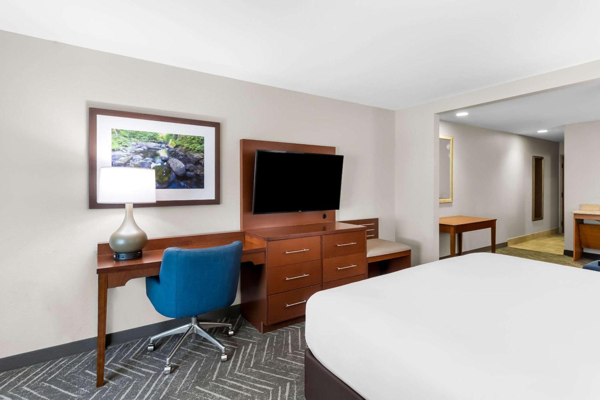 Comfort Inn & Suites Mountain Iron And Virginia Екстериор снимка