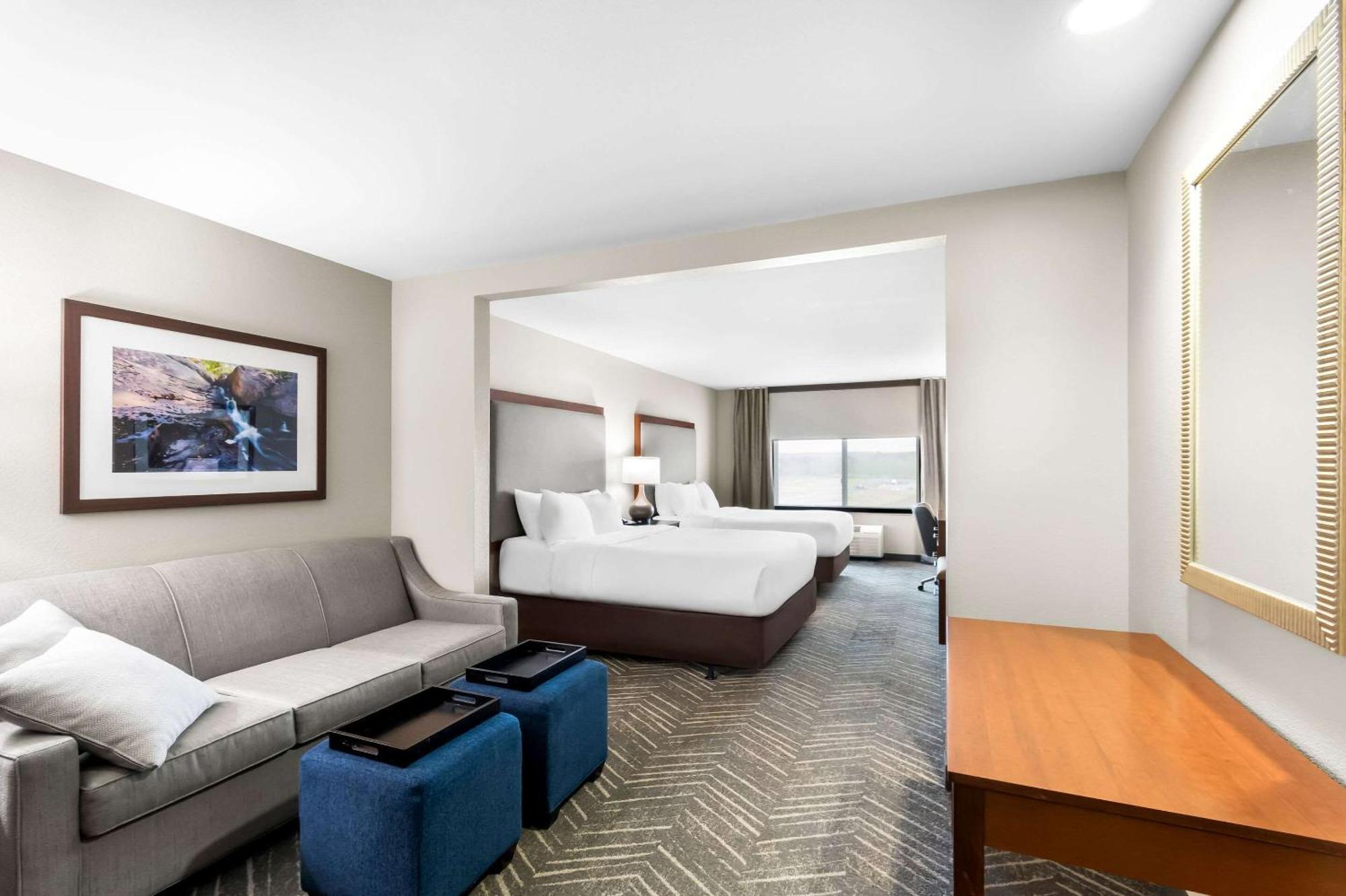 Comfort Inn & Suites Mountain Iron And Virginia Екстериор снимка