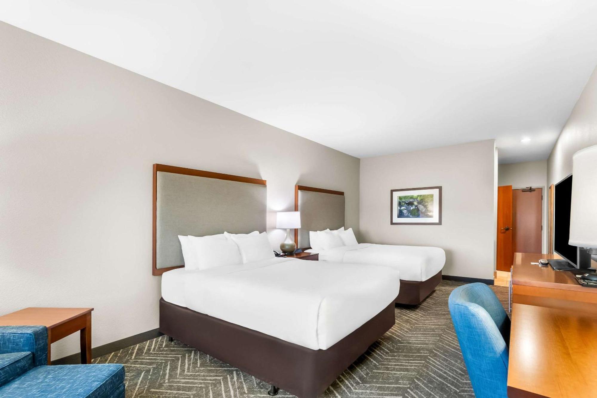 Comfort Inn & Suites Mountain Iron And Virginia Екстериор снимка