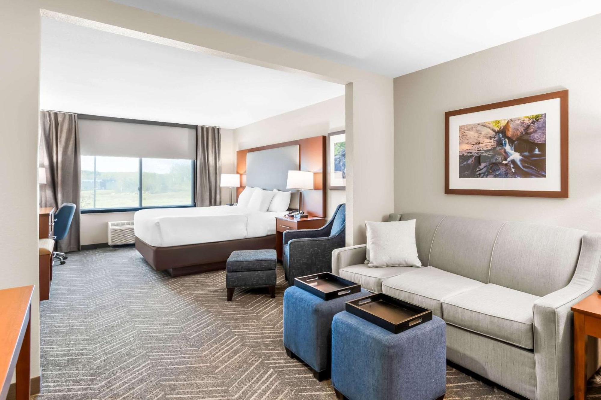 Comfort Inn & Suites Mountain Iron And Virginia Екстериор снимка